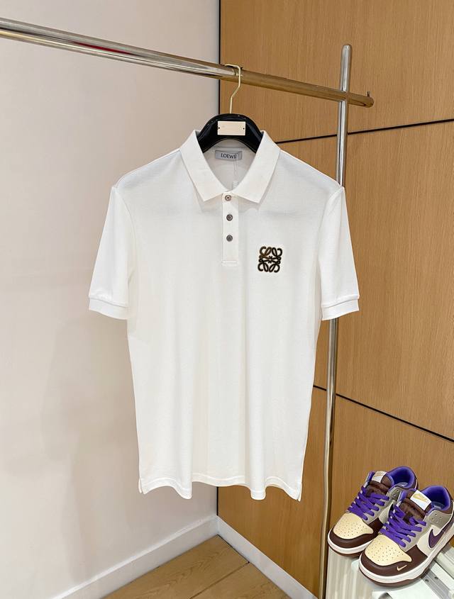 Loewe罗意威 2005Ss夏季新款 Logo男士翻领polo衫！经典商务男款，高端男装的天花板级别的商务男款！简约时尚大气不失优雅，单穿内搭体面过人，品质控