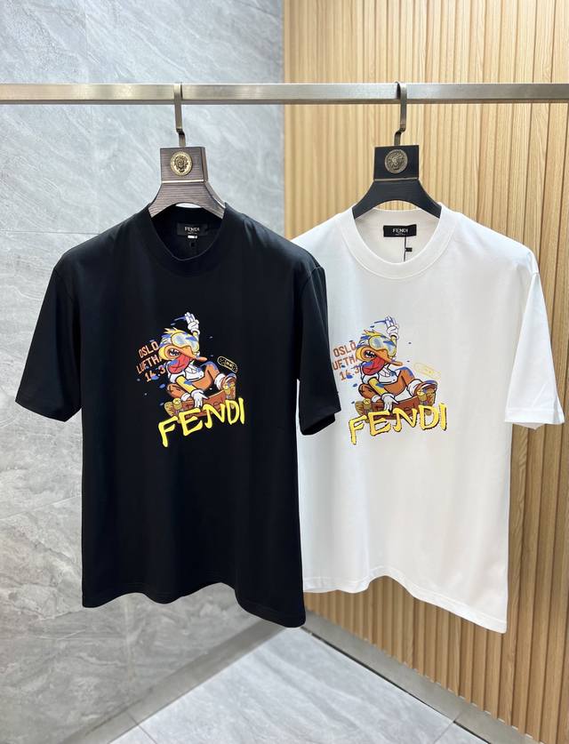 Fendi 芬迪 2025春夏新品 三标齐全 圆领短袖T恤 好货不用过多介绍 看细节 专柜码数：M-4Xl 175 140建议L