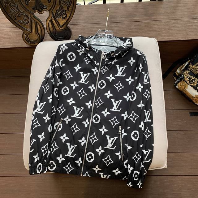 特价 件 码数 黑色 L Xl 3Xl 特价商品 不退不换 L*Ouis V*Uitton 驴牌 最为广知 全世界公认最顶级的品牌L*Ouis V*Uitton