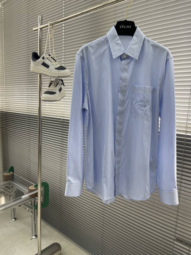 Autumn/Winter -Dio striped pocket embroidered logo cotton poplin shirt. Conceale