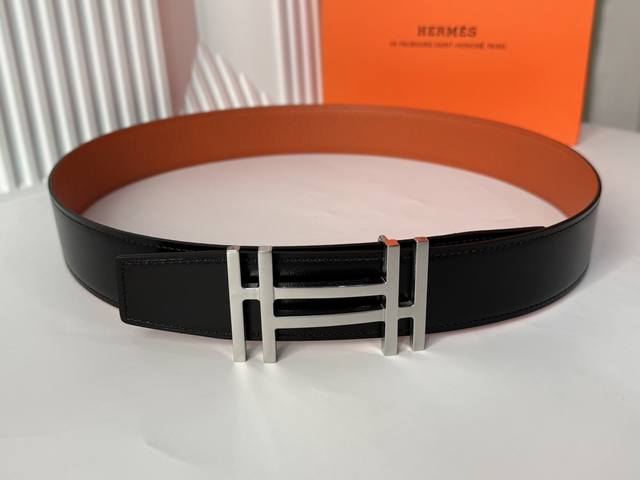 原单品质 Togo皮双面皮腰带38Cm搭配原版双H焊点精品扣，一款两用可搭配西服或休闲装的完美配饰。6524290