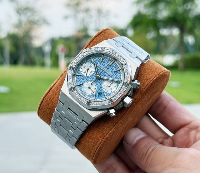 热门爱彼Audemars piguet 皇家橡树系列26715Bc.Zz.1356Bc.01。 38Mm尺寸1:1 目前最高机械机芯版本正品是机械！机械！不要花