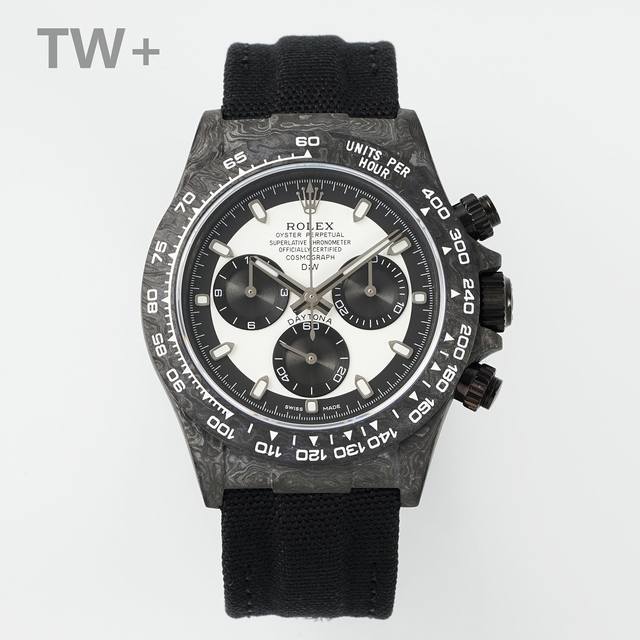 Tw+厂 Rolex宇宙计时迪通拿系列之碳纤维定制版，腕表不仅佩戴轻便，外表坚硬。且每一只腕表都拥有独一无二的碳纤花纹材质。 表壳 腕表尺寸40X12.4吻合原