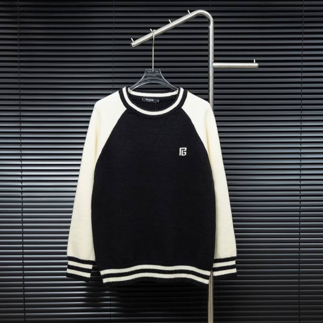 Style: Balmain striped long-sleeved sweater Sizes: S-XL Fabric: Wool blend Acces