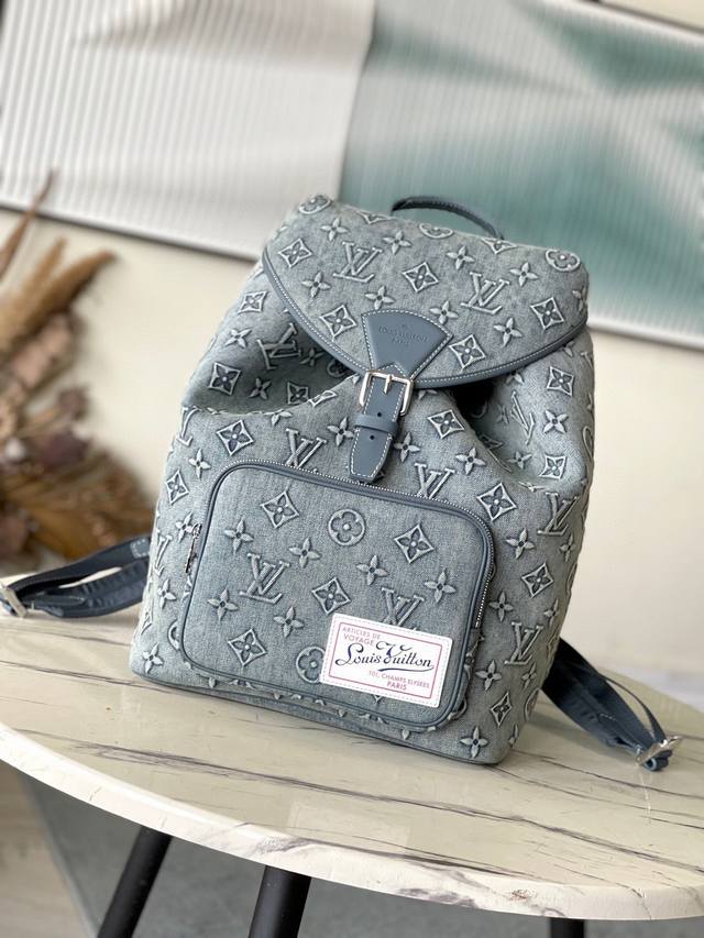 Top-quality original M22534 Montsouris faded denim backpack, featuring faded den