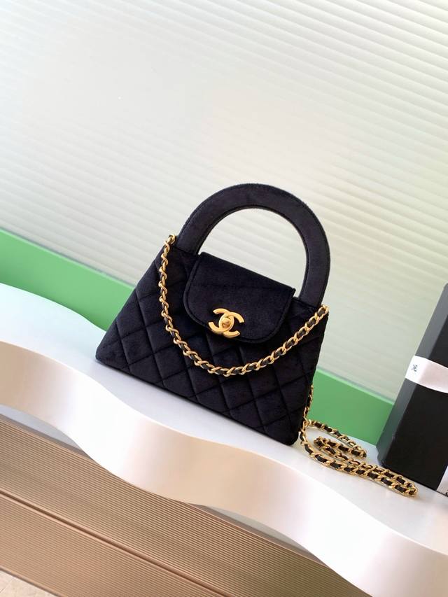 25A Kelly Velvet Handbag. Fashion is cyclical; the highly sought-after vintage K