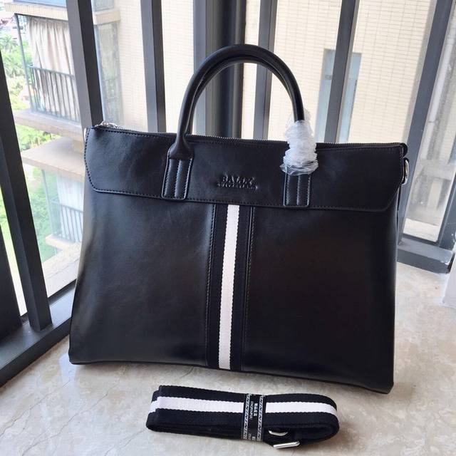 原版货 巴利手提公文包 型号：8064 尺寸：41-21-8 专柜新款重金打版复刻原版皮复刻皮质超级柔软超大容量定制专柜原版五金顺滑拉链完美工艺拒绝偷工减料，质