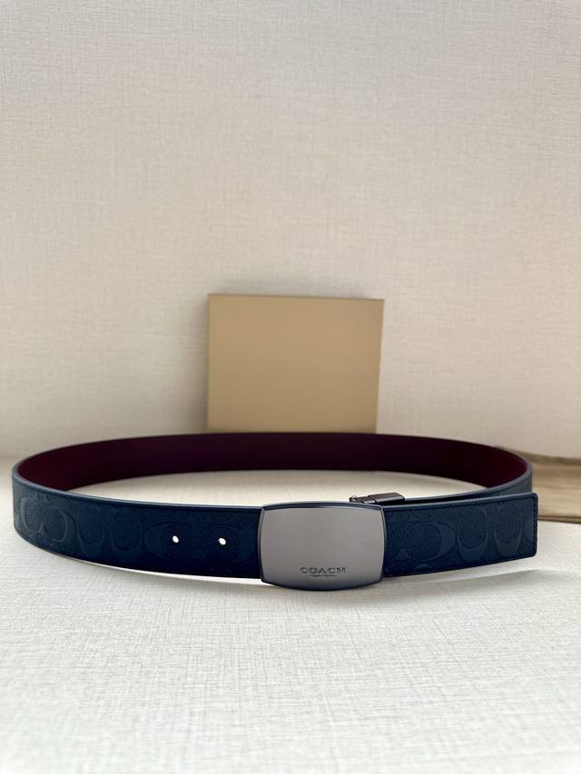 3.8cm Width Coach This reversible belt features the classic logo pattern on one