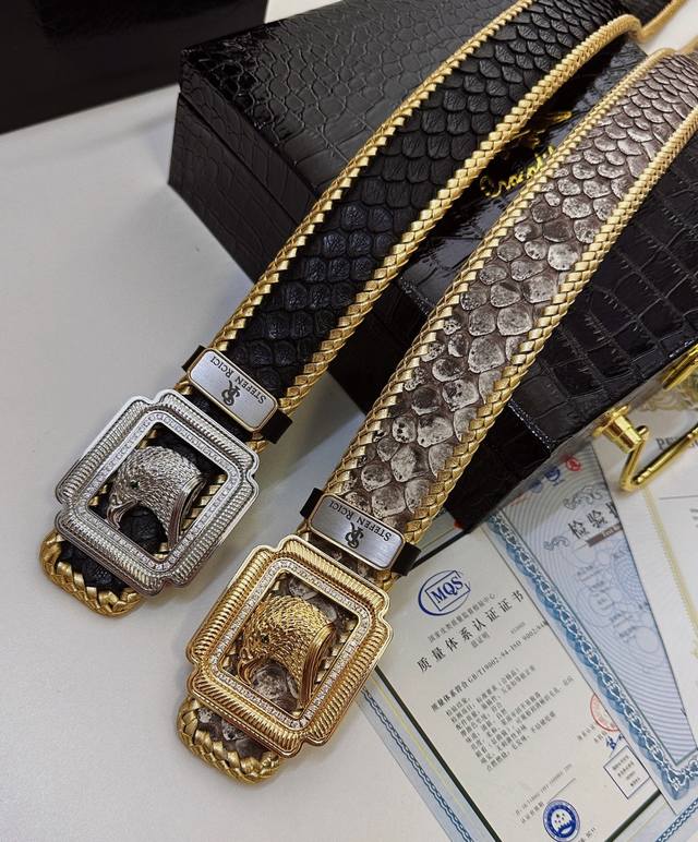 品牌: Stefen Rcici.史特芬.尼茨狠货 皮带:纯手工金色编织 + 真蟒蛇皮.鳞片清晰可见 腰带: 顶级原单复刻.私人订制高端特供镶钻版 等级: 泰国 品牌: Stefen Rcici.史特芬.尼茨狠货 皮带:纯手工金色编织 + 真蟒蛇皮.鳞片清晰可见 腰带: 顶级原单复刻.私人订制高端特供镶钻版 等级: 泰国