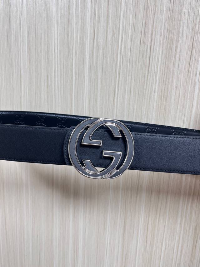 New for the season, this eye-catching men's belt is part of the 2026 Early Sprin New for the season, this eye-catching men's belt is part of the 2026 Early Sprin