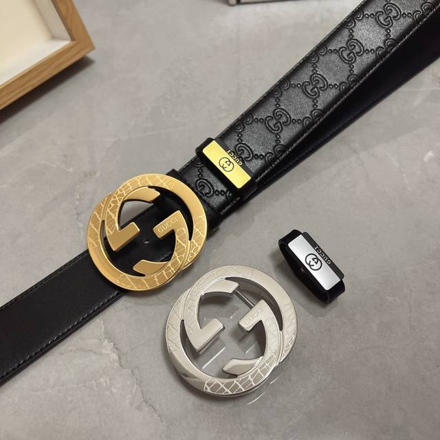 品名：古奇.Gu...Ci 原单 材质：原单牛皮腰带 专柜原单品质、做工精细，时尚大牌，送人自用首选 包装： 请认准如图专柜包装赠送打孔器手提袋专柜礼盒宽度3.