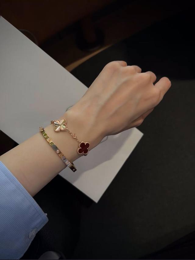 V gold material Vca rose gold carnelian laser-engraved bracelet Ddd