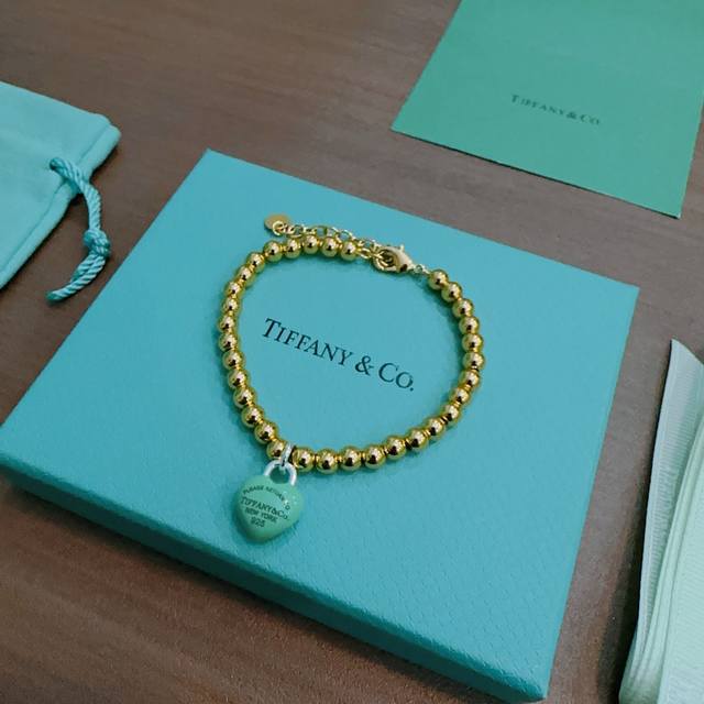 Tiffany & Co. Bracelet, exquisite silver version, celebrity style, vintage distr Tiffany & Co. Bracelet, exquisite silver version, celebrity style, vintage distr