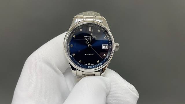 浪琴名匠女款系列L2.357.4.87.0简约优雅尽显从容气度！ 功能与原版同步 ， 表壳 腕表尺寸349.2用心研发，不放过任何细节，一丝不苟的还原名匠系列表