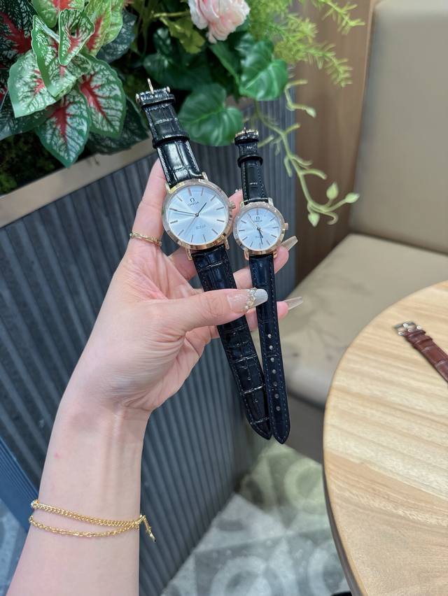 Platinum Omega Couple Watches, Original Imported Quartz Movement, Mineral Glass