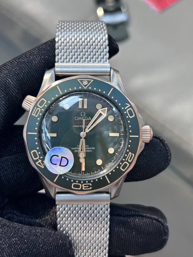 Exclusive Real Shot Photos Omega Seamaster 300m Automatic Mechanical Watch, Swis
