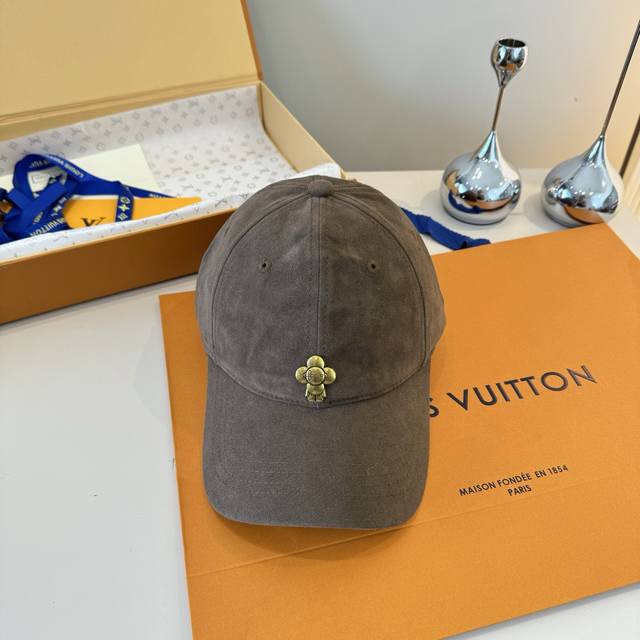Louis Vuitton New Baseball Cap, Haute Couture Style, Head Circumference 57cm (Dd Louis Vuitton New Baseball Cap, Haute Couture Style, Head Circumference 57cm (Dd