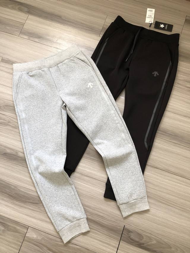 D-brand Field series logo trousers with 3M reflective printing, unisex solid col D-brand Field series logo trousers with 3M reflective printing, unisex solid col