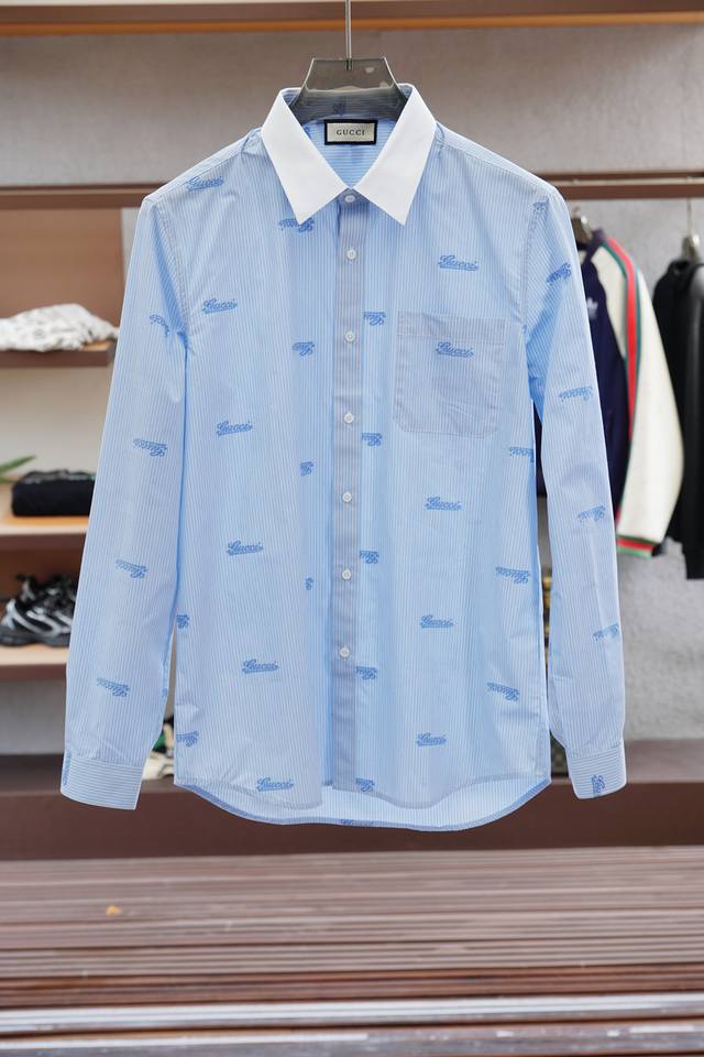 Gucci 2025 New Arrival Fashionable High-End Men's Shirt, available in boutiques.