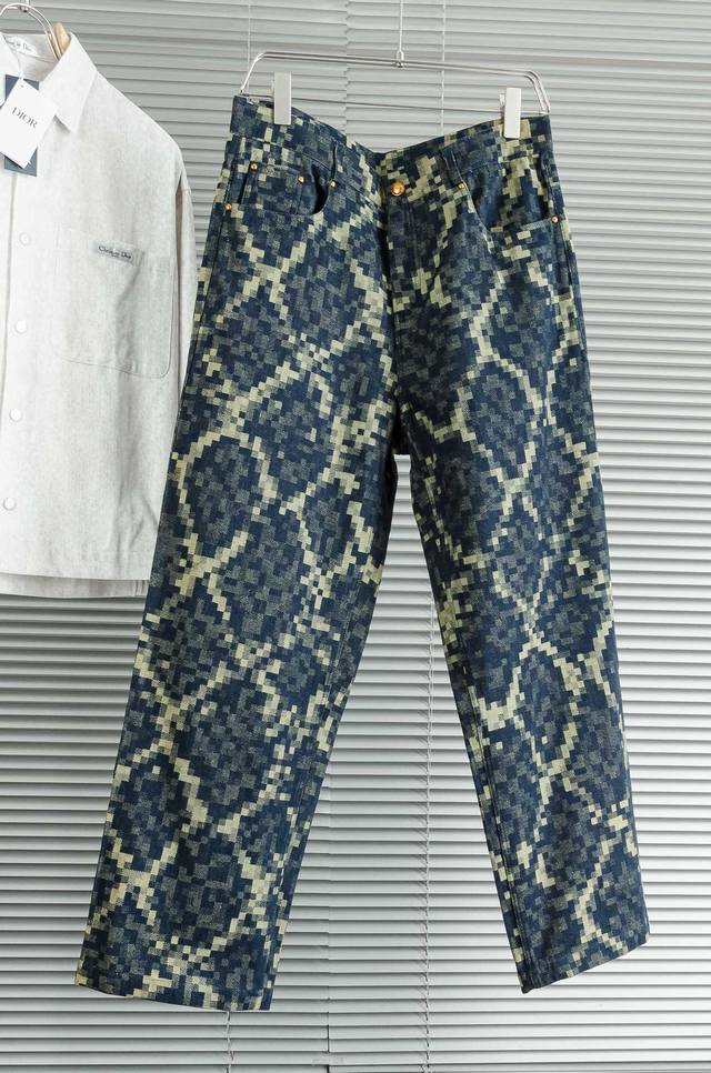 New# Lv 2025Fw New Loose Leg Casual Jeans# Washable, durable, and not easily def