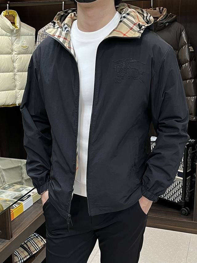 Featured Burberry Reversible Jacket 2025Ss Early Autumn New Arrival. This Burber