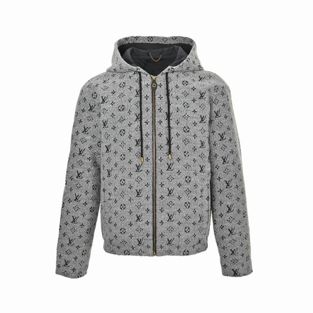 Louis Vuitton 路易威登 25Fw 满幅老花提花毛呢连帽外套 Lv Monogram连帽外套，经典老花图案+高品质羊毛混纺，柔软又保暖金色拉链和抽绳