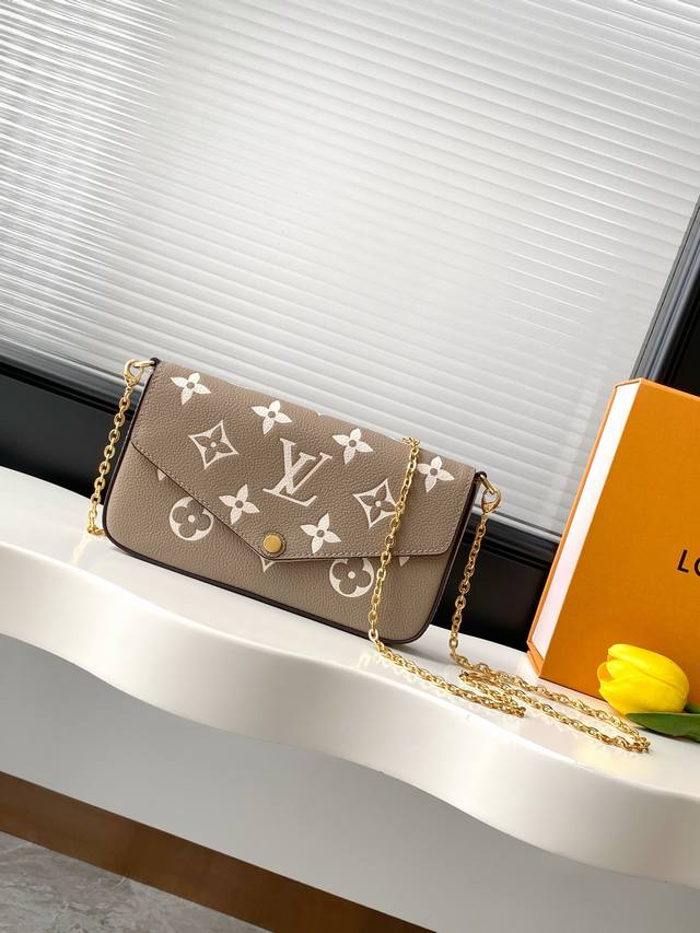 Top-grade original single-piece semi-steel hardware, top-layer cowhide M82477 Bl