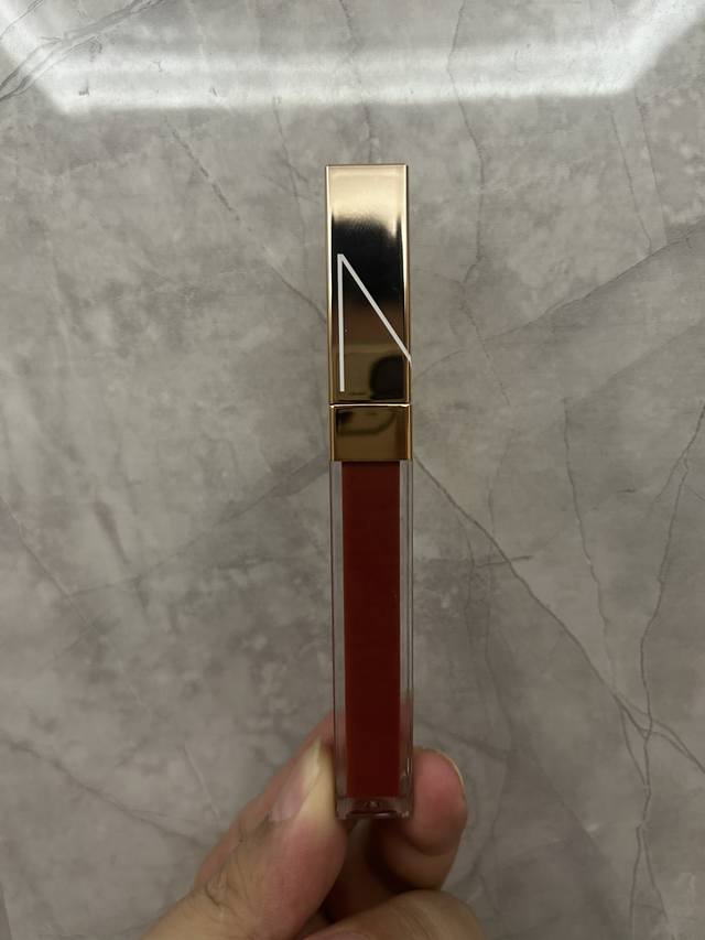 高品质 Nars粉金唇釉！色号： 275#Nympho杏仁摩卡 276#Chelsea Girls切尔西女孩 277#Aragon色号阿拉贡红茶 278#Mak