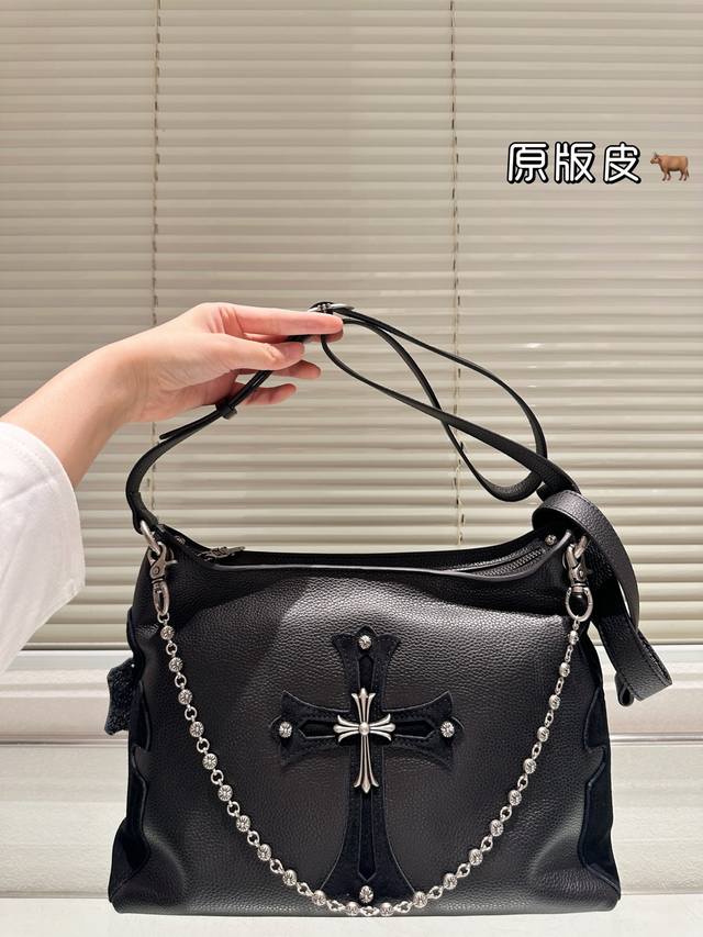 头层牛皮 Chrome Hearts 克罗心 新款 注意对版!顶级专柜五金,超级舒适手感柔软皮质超有弹性 。顶级做工精致每个细节到位 尺寸 34.26 头层牛皮 Chrome Hearts 克罗心 新款 注意对版!顶级专柜五金,超级舒适手感柔软皮质超有弹性 。顶级做工精致每个细节到位 尺寸 34.26