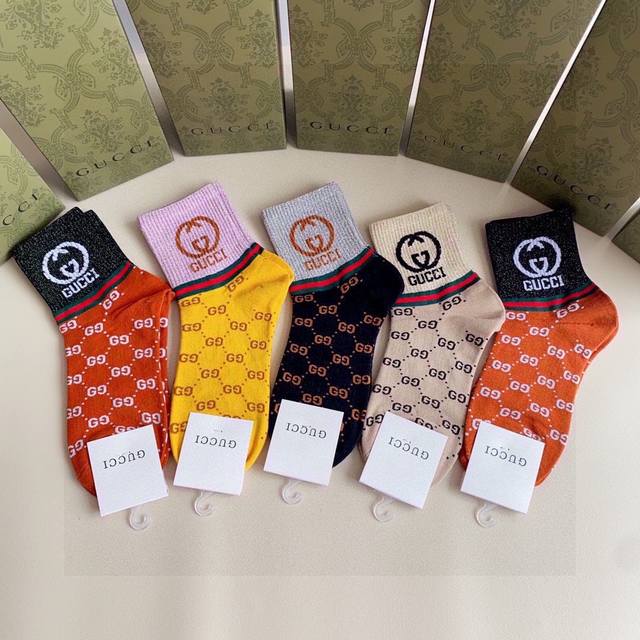 Special Packaging Gucci New Classic Mid-Length Slouch Socks! Five pairs per box, Special Packaging Gucci New Classic Mid-Length Slouch Socks! Five pairs per box,