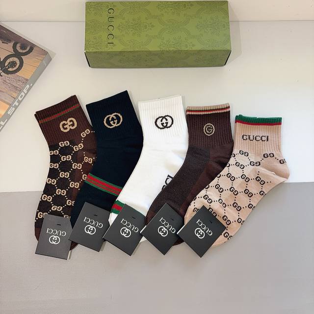 Box of 5 pairs (with packaging) - Gucci new mid-calf socks, pure cotton, a must Box of 5 pairs (with packaging) - Gucci new mid-calf socks, pure cotton, a must