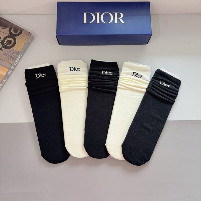 Box of 5 pairs (with packaging) Dior high-quality embroidered knee-high socks, Box of 5 pairs (with packaging) Dior high-quality embroidered knee-high socks,