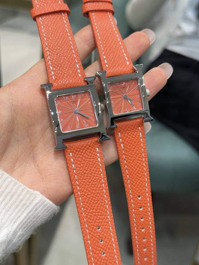 Hermes 爱马仕 Heure H经典款钢带系列超A级贝母表盘，极简极美，316L精钢表壳表带，直径中号26Mm小号21Mm，原金机芯，质感极佳，上手效果时尚