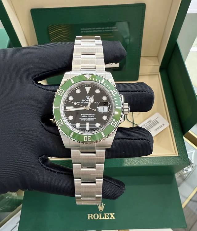 Rolex劳力士 潜航者型 绿水鬼 款 自动机械机芯 日期显示 男款 瑞表 41Mm 黑色表盘 蚝式钢表壳 蚝式钢表带