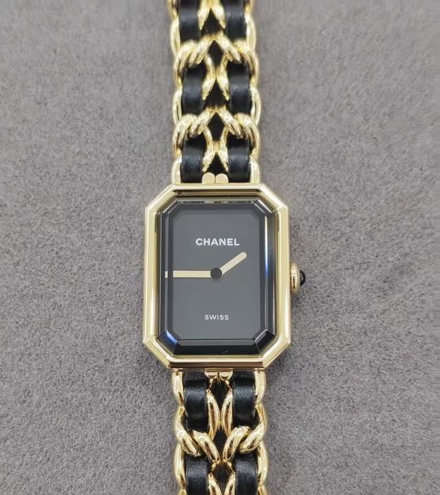 As expected of the Sugar Cube, I love it no matter how I look at it! Fashion rea