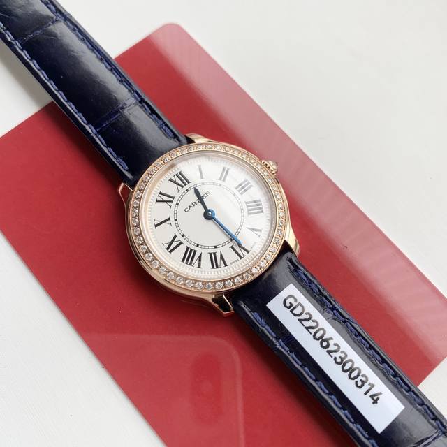 Genuine diamond, original factory data, 48 diamonds, Cartier Rondelouis quartz