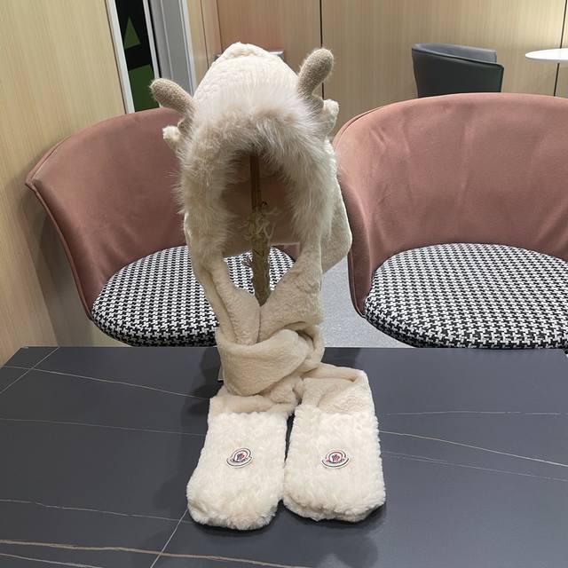 Moncler Antler Plush Hat, Scarf, and Gloves Set for Autumn and Winter, Warm and