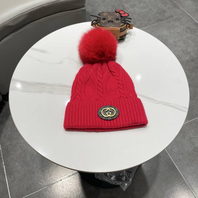 Moncler knitted beanie, wool + rabbit fur + fox fur, extremely soft and comfort