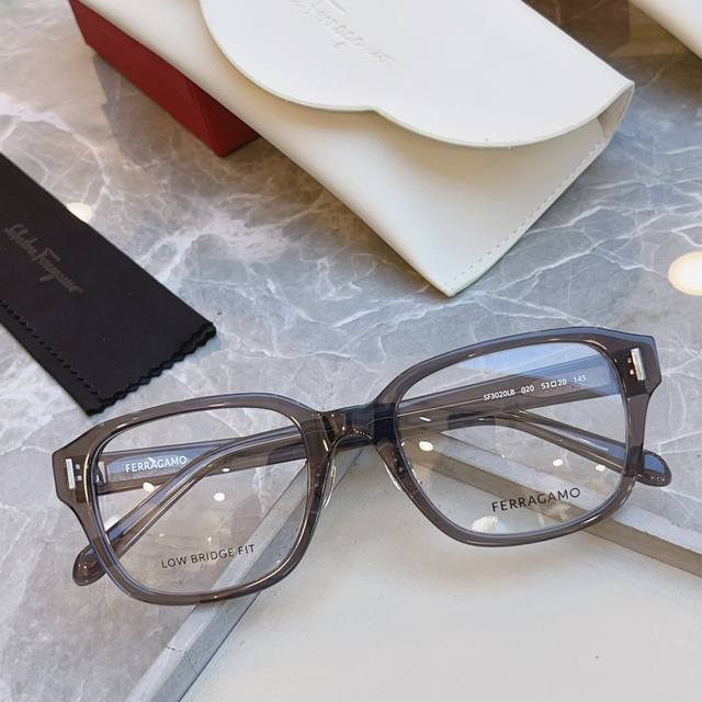 Salvatore Ferragamo* New eyeglass frame, Model: Sf3020Lb, Size: 53