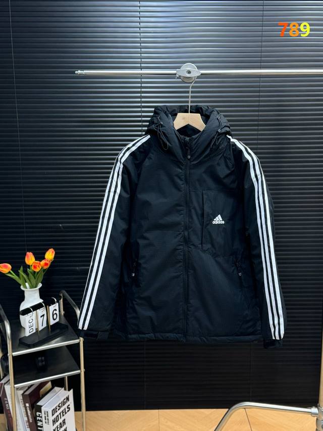 Adidas 阿迪达斯 冬季经典三道杠男女情侣加厚保暖棉服外套 冬季新款，最高品质，男女同款，可配情侣，纯天然高320克重手塞棉填充，十分饱满，具有很好的垂感，