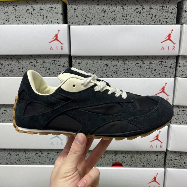 Y Italian luxury brand - Bottega Veneta - Orbit Flash Low Sneakers, Track Nylon