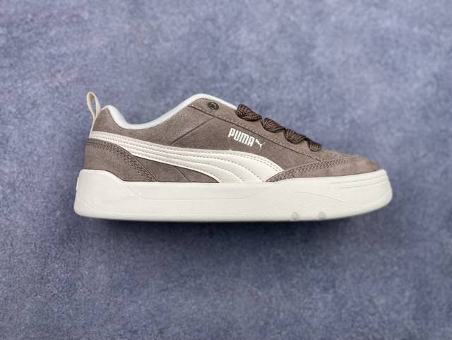 Puma Suede Staple, a versatile Puma park lifestyle UGG sneaker. Low-top retro lo