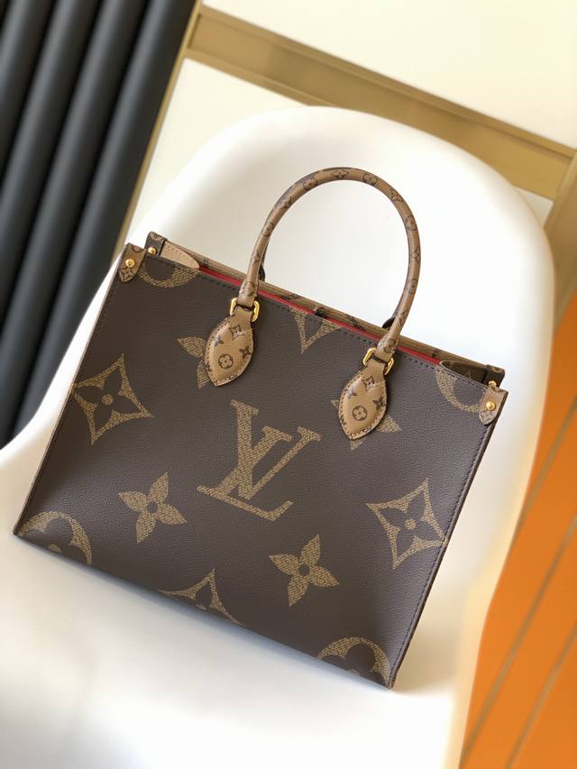 M45321 Black Leather Onthego Medium Handbag with Long Shoulder Strap. Featuring