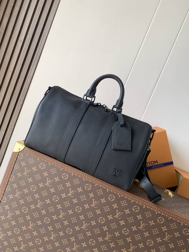 出厂价p M15249黑色 顶级原单 变码芯片163C 全皮旅行袋 Keepall BandoulièRe 35手袋 这款实用百搭的Keepall Bandou