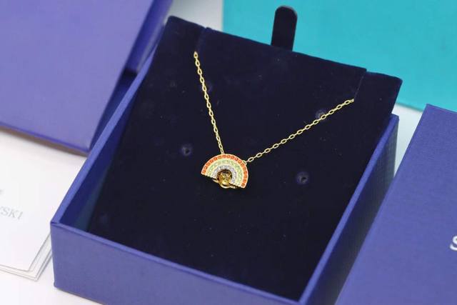 Swarovski Golden Rainbow Heart Collarbone Necklace When sunlight meets raindrops