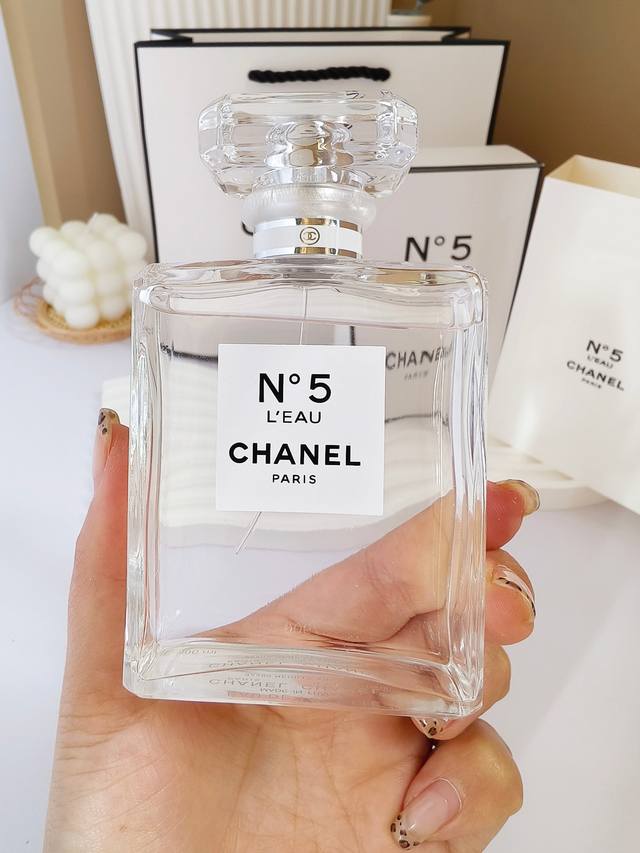 Original Quality Chanel White No. 5 50ml Fragrance Notes: Aldehyde Floral Top No
