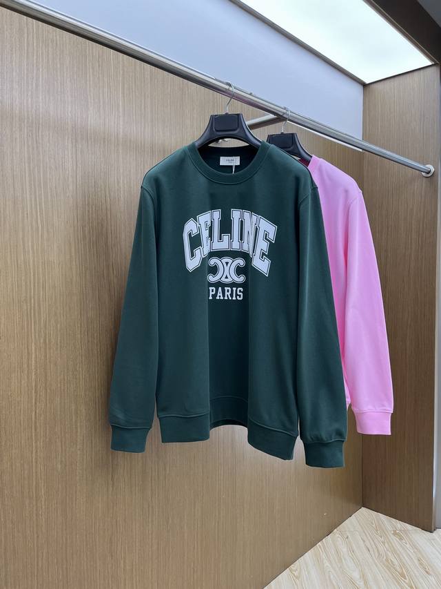 秋冬 Celine Fw早秋新款圆领卫衣，男女同款！独特吸引人的眼球，这一款卫衣品相品质都在线，舒适度，一如既往的版型，时髦度，包括面料、裁剪工艺上，都是下足了