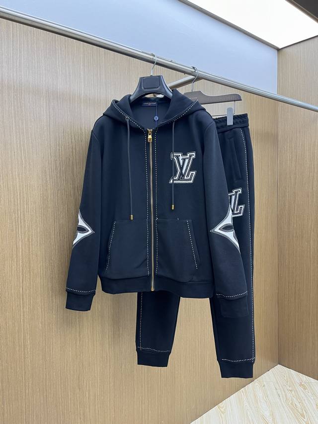 Autumn/Winter Set, Lv, Newest Style, Sizes M-XXL, . Latest and Top-Tier Classi Autumn/Winter Set, Lv, Newest Style, Sizes M-XXL, . Latest and Top-Tier Classi