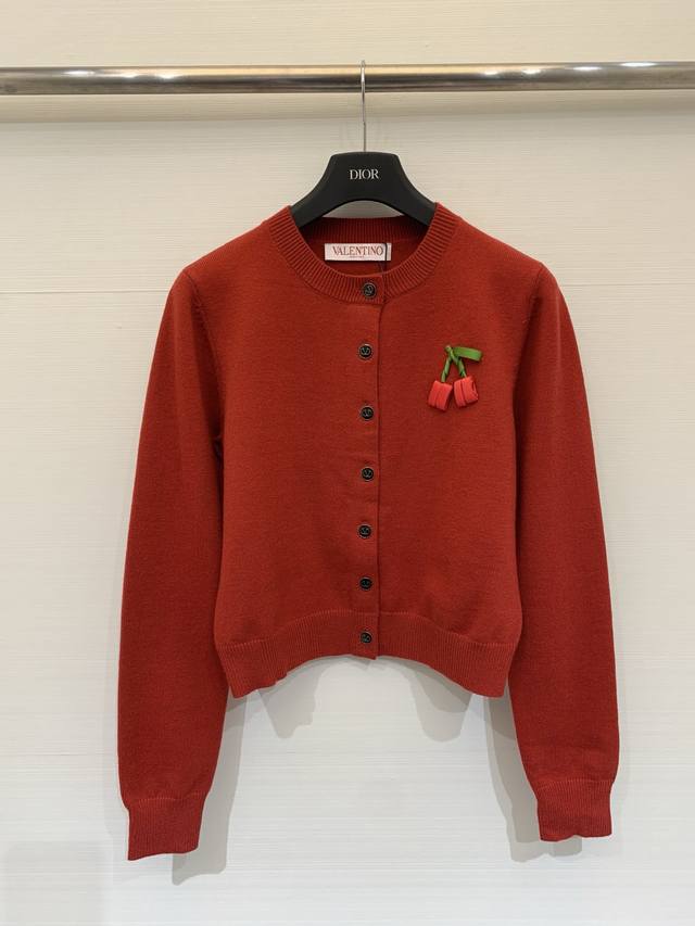 Valentino Spring/Summer 2026 New Solid Color Simple Crew Neck Knitted Long-Sleev