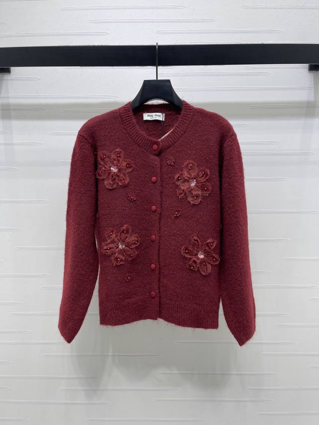 New Arrival! High-quality original Miu Mi 2026 Early Spring Collection! Beaded f